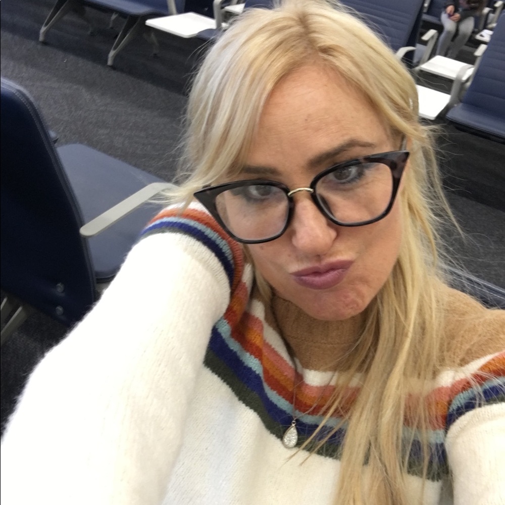 Meet your Posher, Pam